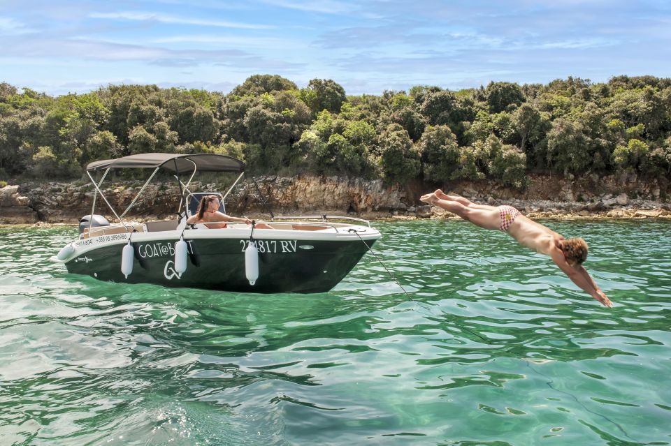 From Rovinj: Sea Caves & Sandy Levan Island Speedboat Tour - Included Services