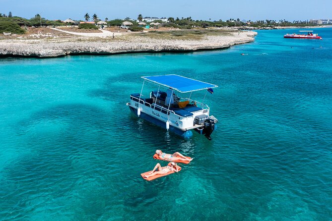 Full-Day Fully Private Boat Tours in Aruba With Nos Isla - Boat and Equipment