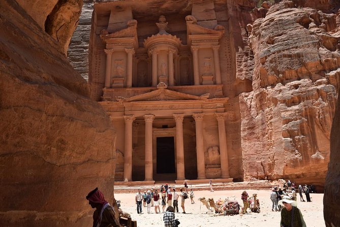 Full-Day Private Round-Trip Transfers to Petra From Amman - Exploring the Ancient City of Petra