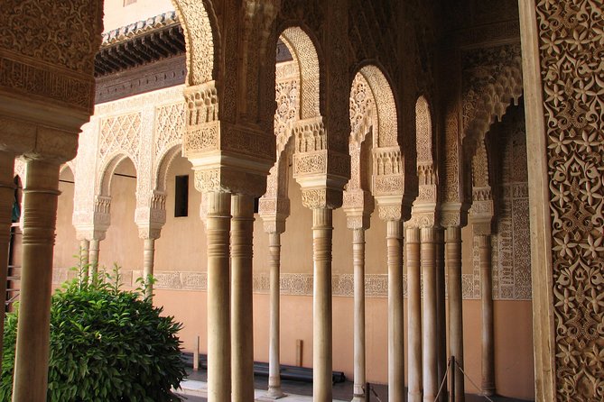 Full Day to Alhambra Palace and Generalife Gardens Direct From Malaga - Exploring Charles V Palace and Gardens