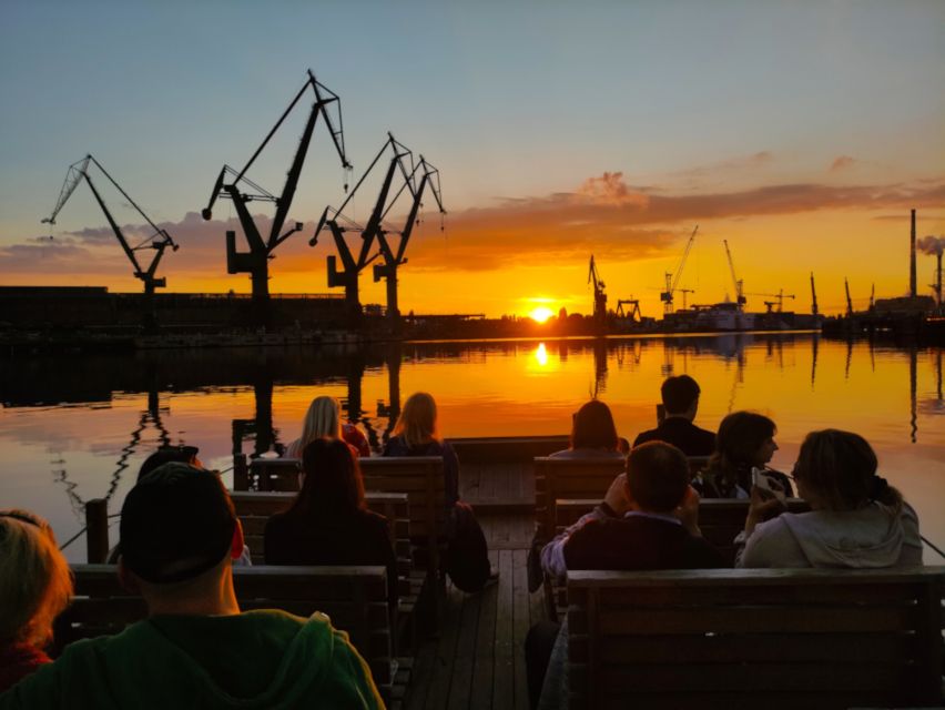 Gdańsk: Sunset Cruise on a Historic Polish Boat - Itinerary and Route