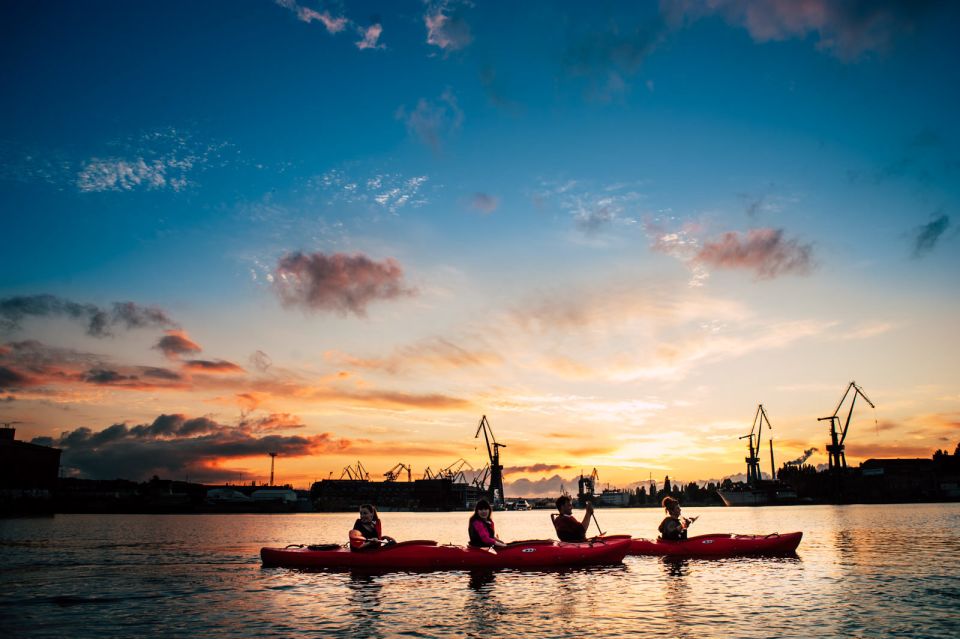 Gdansk: Sunset Kayak Tour - Inclusions