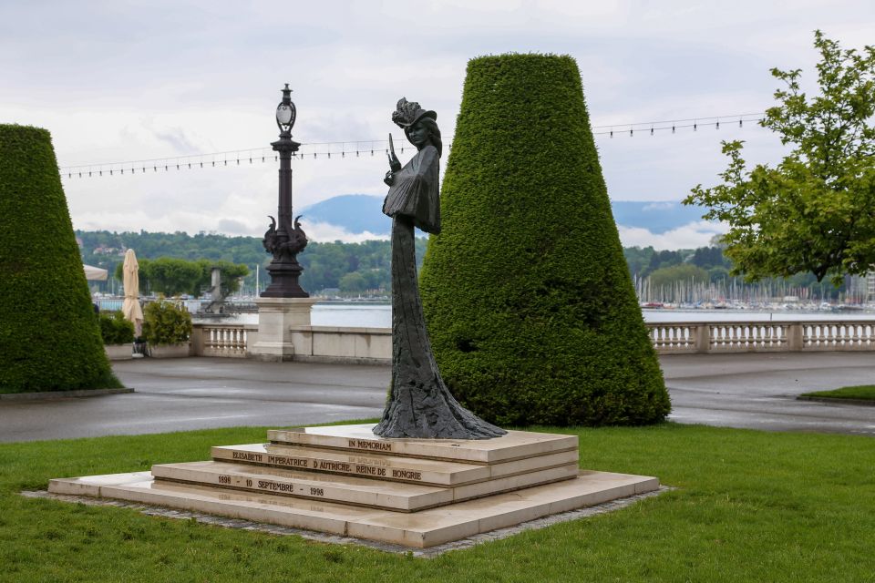 Geneva: Dark History Quest Experience - Visiting Key Historical Sites