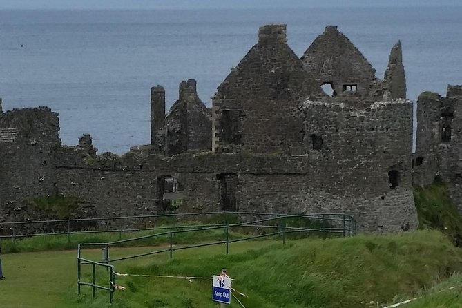 Giants Causeway and Glens of Antrim Day Trip - Meeting and Pickup