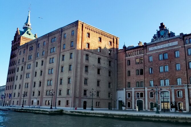 Giudecca Island Discovery Tour - Visiting Former Warehouses Turned Galleries