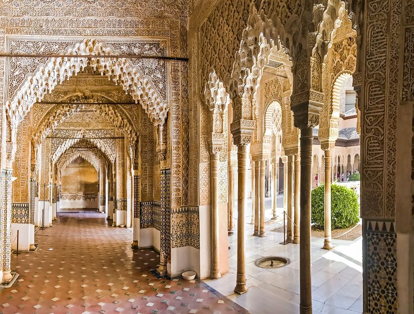 Granada: Alhambra & Nasrid Palaces Tour With Tickets - Included Experiences