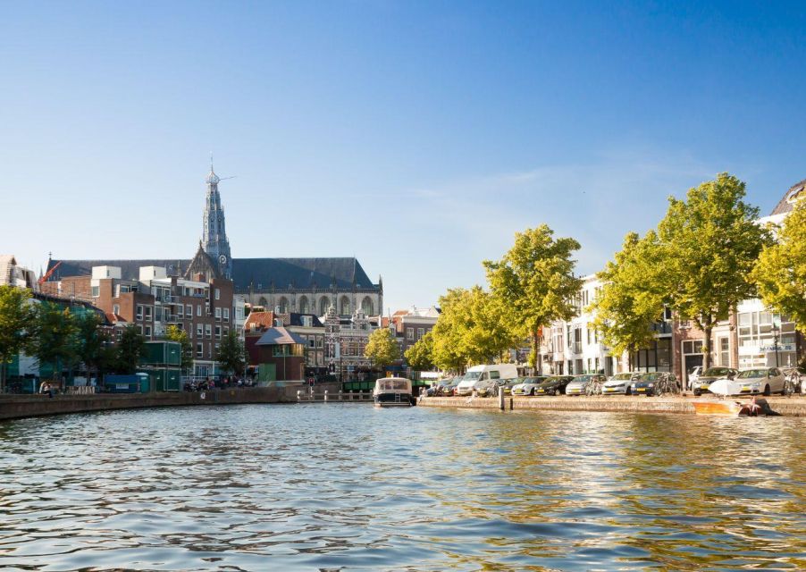 Haarlem: Dutch Windmill & Spaarne River Sightseeing Cruise - Onboard Amenities