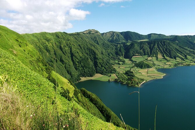 Half-Day Jeep Tour From Ponta Delgada to Sete Cidades - Inclusions and Amenities