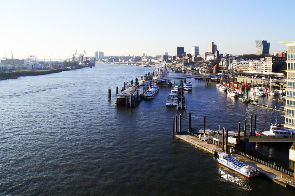 Hamburg: 2.5-Hour Private Historical Walking Tour - Exploring the Alster River