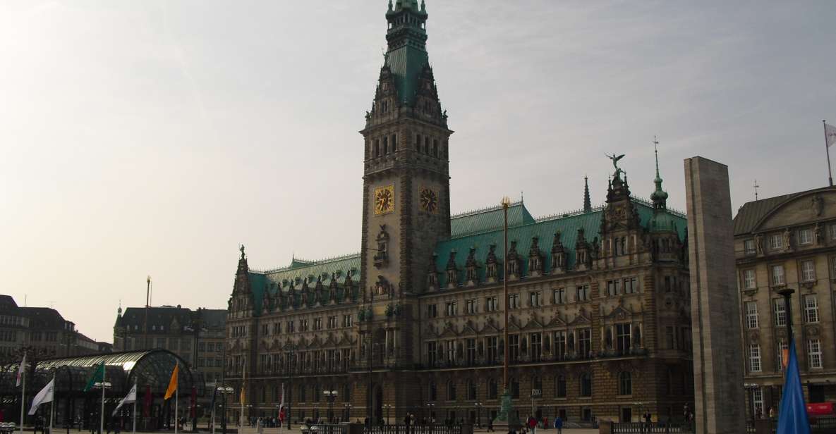 Hamburg: Private - Town Hall, Speicherstadt, Elbphilharmonie - Trostbrücke: Historic Bridge