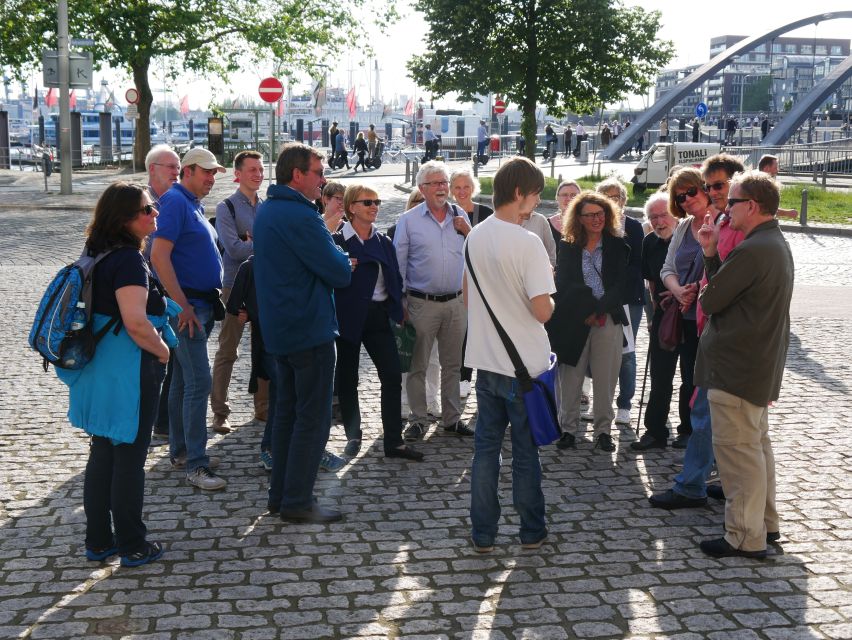 Hamburg: Speicherstadt & HafenCity Tour - Explore the Speicherstadt