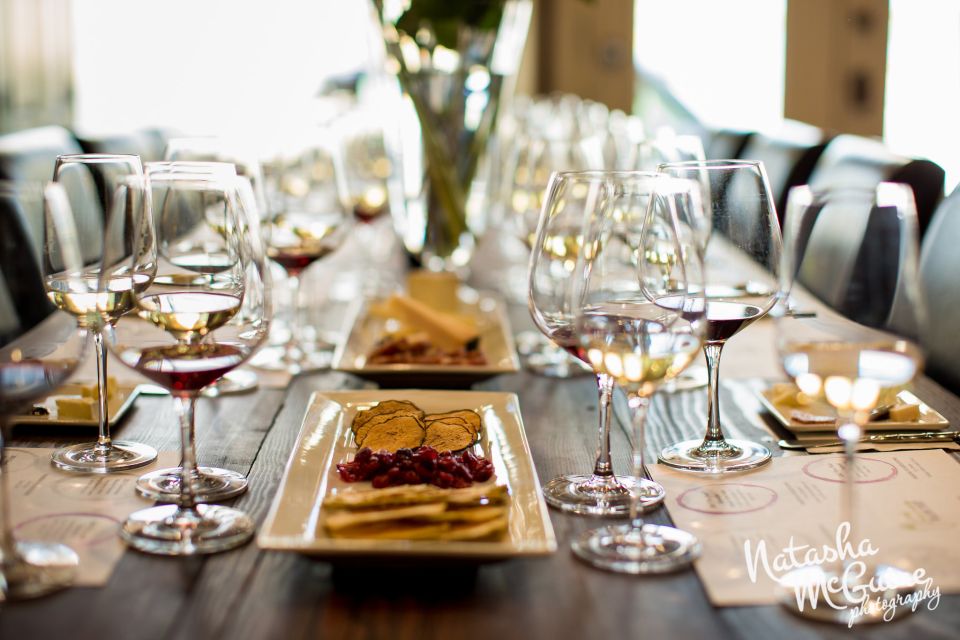 Healdsburg: Boutique Wine and Food Pairing Walking Tour - Highlights