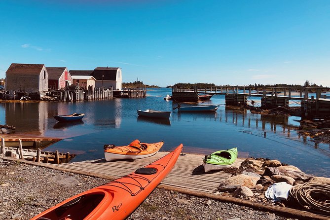 Hidden Gems Tour Lunenburg - Picturesque Drive to Blue Rocks