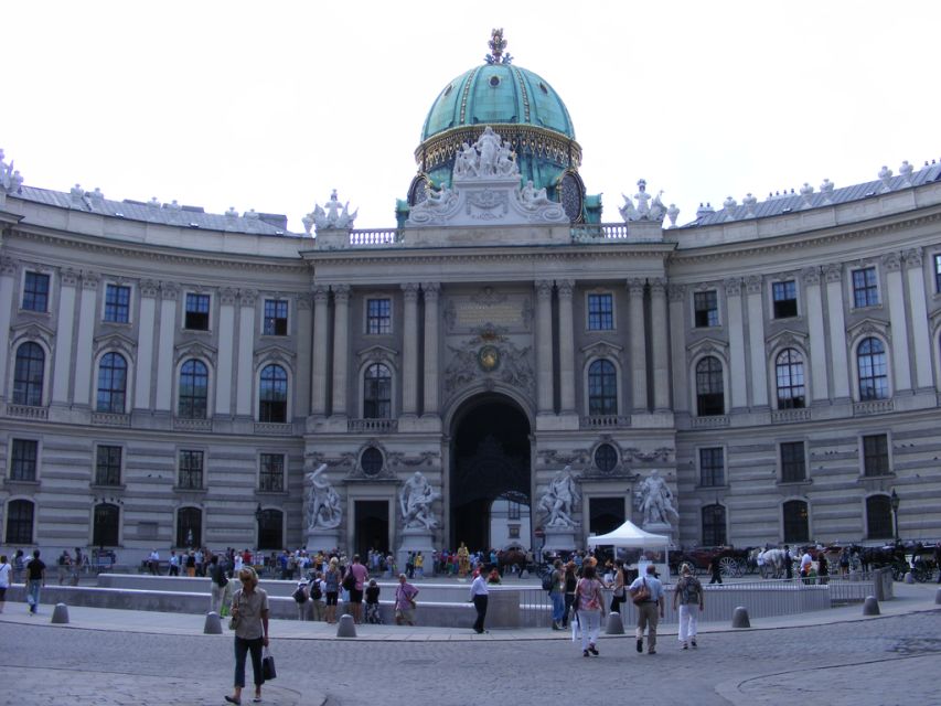 Imperial Vienna: Full-Day Tour From Budapest - Exploring Ringstrasse