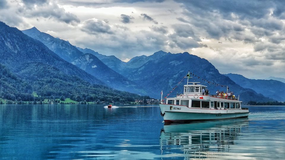 Interlaken: Capture the Most Photogenic Spots With a Local - Group and Guide Information