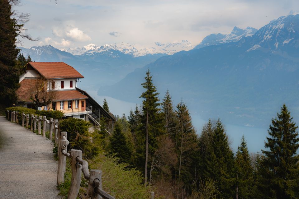 Interlaken: Insta-Perfect Walk With a Local - Meeting Information