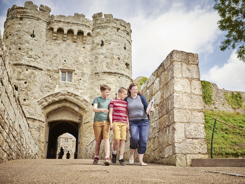 Isle of Wight: Carisbrooke Castle Entry Ticket - Statue and Commemoration