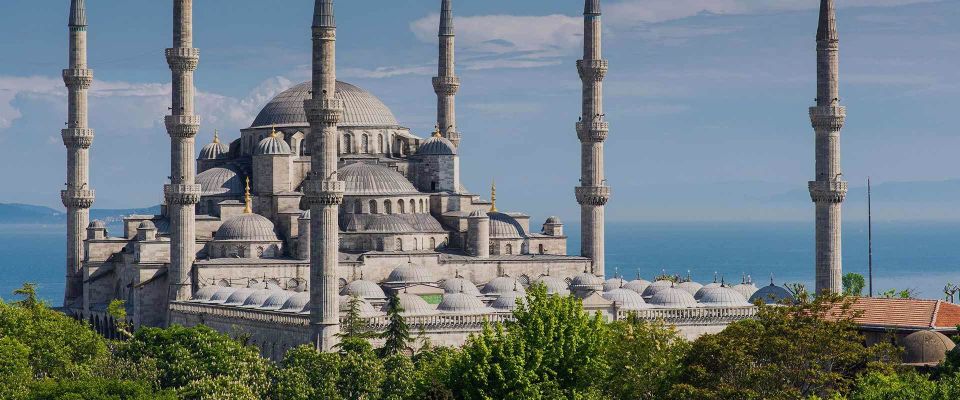 Istanbul Old City to Grand Bazaar Tour - Hagia Sophia