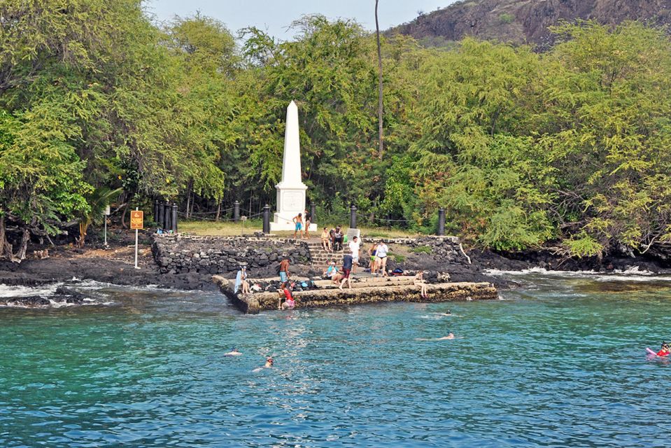 Kailua-Kona: Captain Cook Reef Catamaran Day Trip With Lunch - Snorkeling Experience