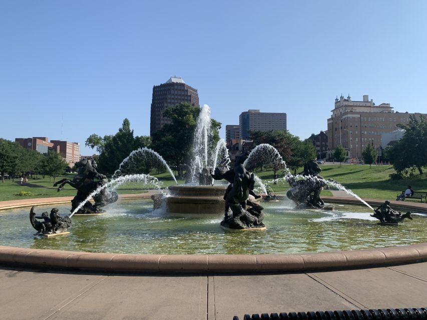 Kansas City: Scavenger Hunt and Interactive Tour - Tour Details and Itinerary