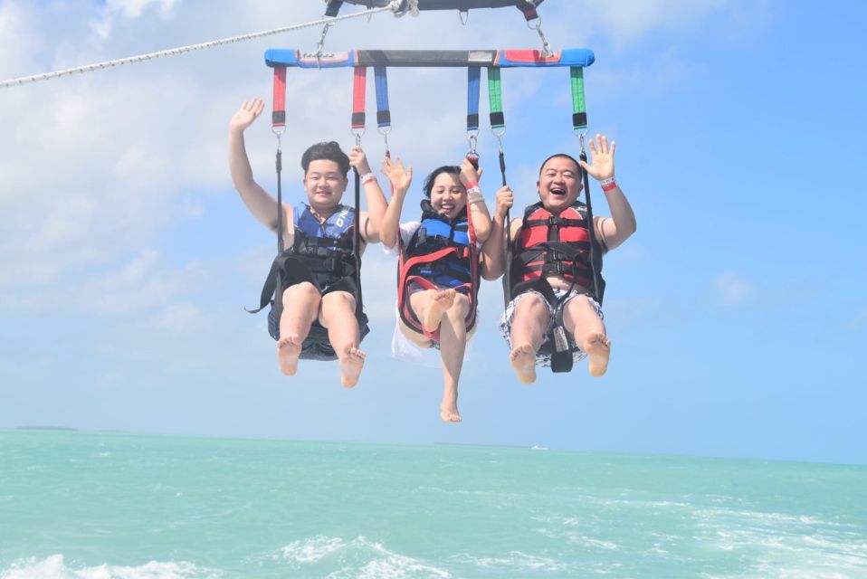 Key West Parasailing at Smathers Beach - Adventure Experience