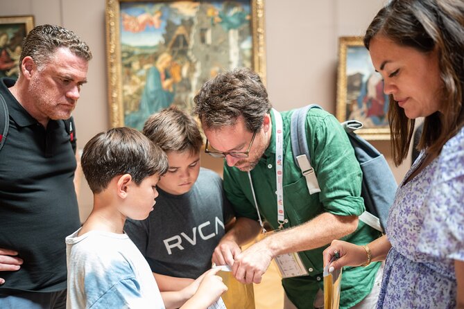 Kids Louvre Treasure Hunt - Private Tour - Meeting Point