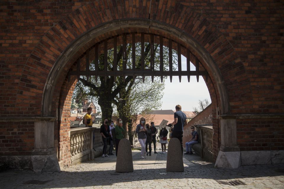 Krakow: Wawel Royal Hill Guided Tour - Tour Details