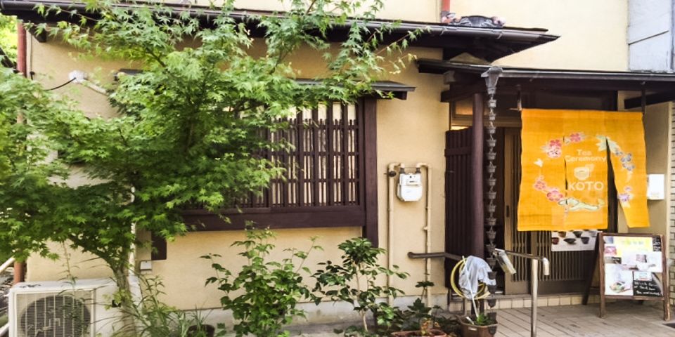 Kyoto: 45-Minute Tea Ceremony Experience - Traditional Tea Preparation