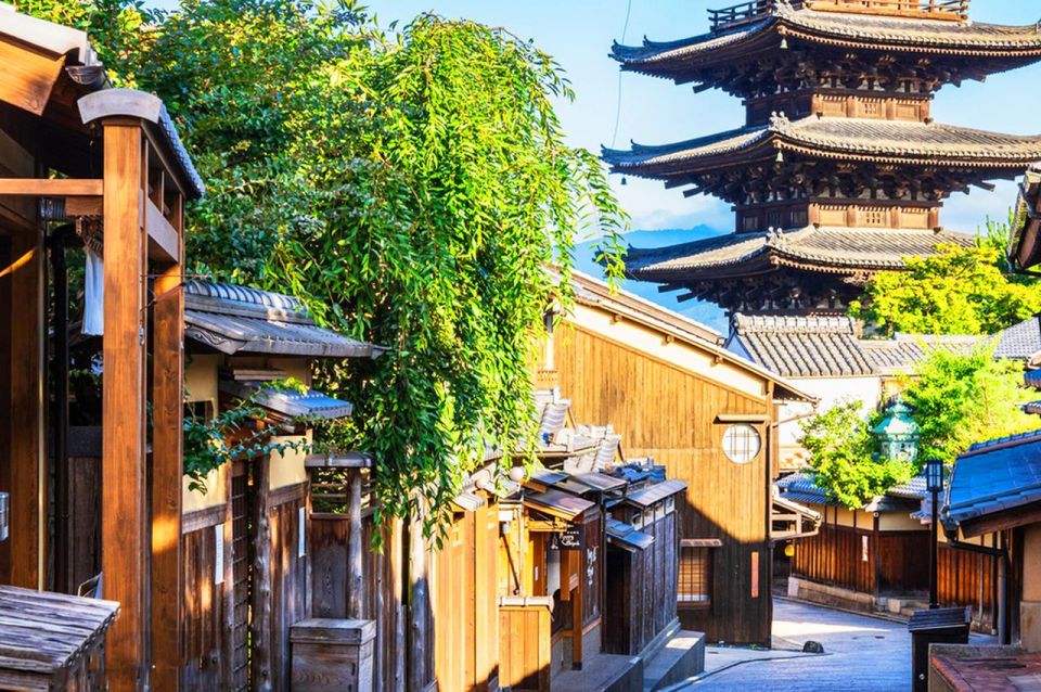 Kyoto/Osaka: Kyoto and Nara UNESCO Sites & History Day Trip - Transportation and Meeting Points