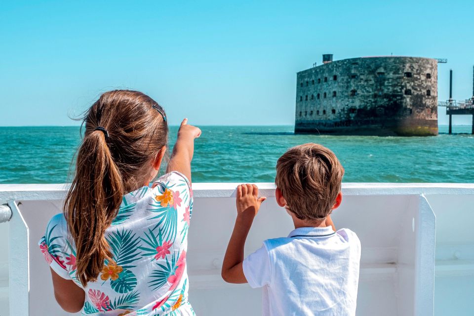 La Rochelle: Boat Trip to Fort Boyard (2h00) - Guided Tour Commentary