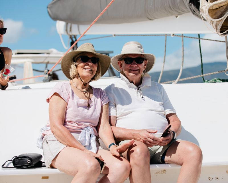 Lahaina: Sailboat Cruise With Snacks and Drinks - Included Amenities