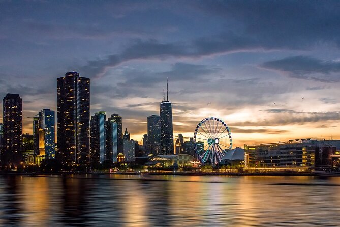 Lake Michigan Sunset Cruise in Chicago - Amenities and Services