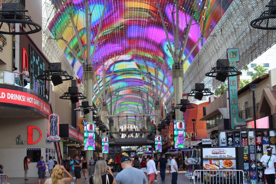 Las Vegas: Fremont Street Experience & Downtown Walking Tour - Tour Itinerary