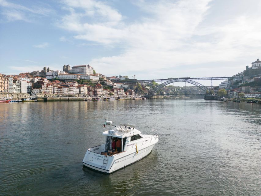 Leçaodouro Boat Cruise 2H - Iconic Bridges of Porto