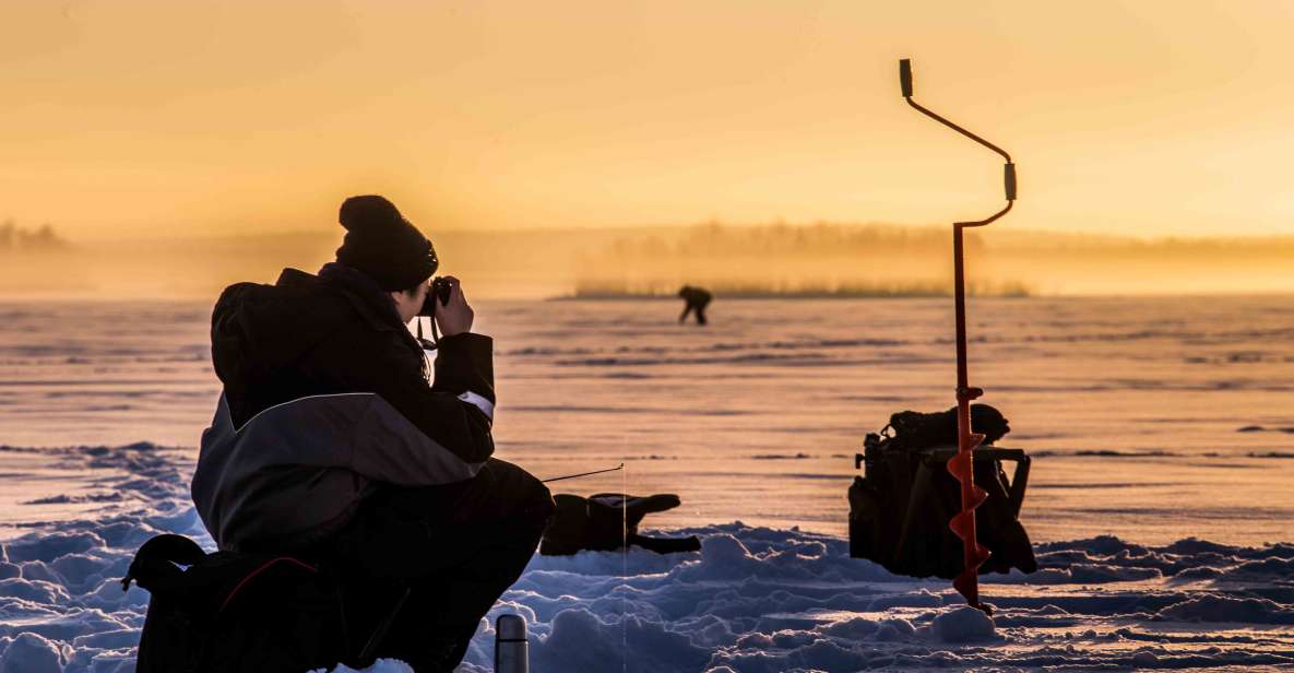 Levi: Ice Fishing on a Frozen Lake - Inclusions