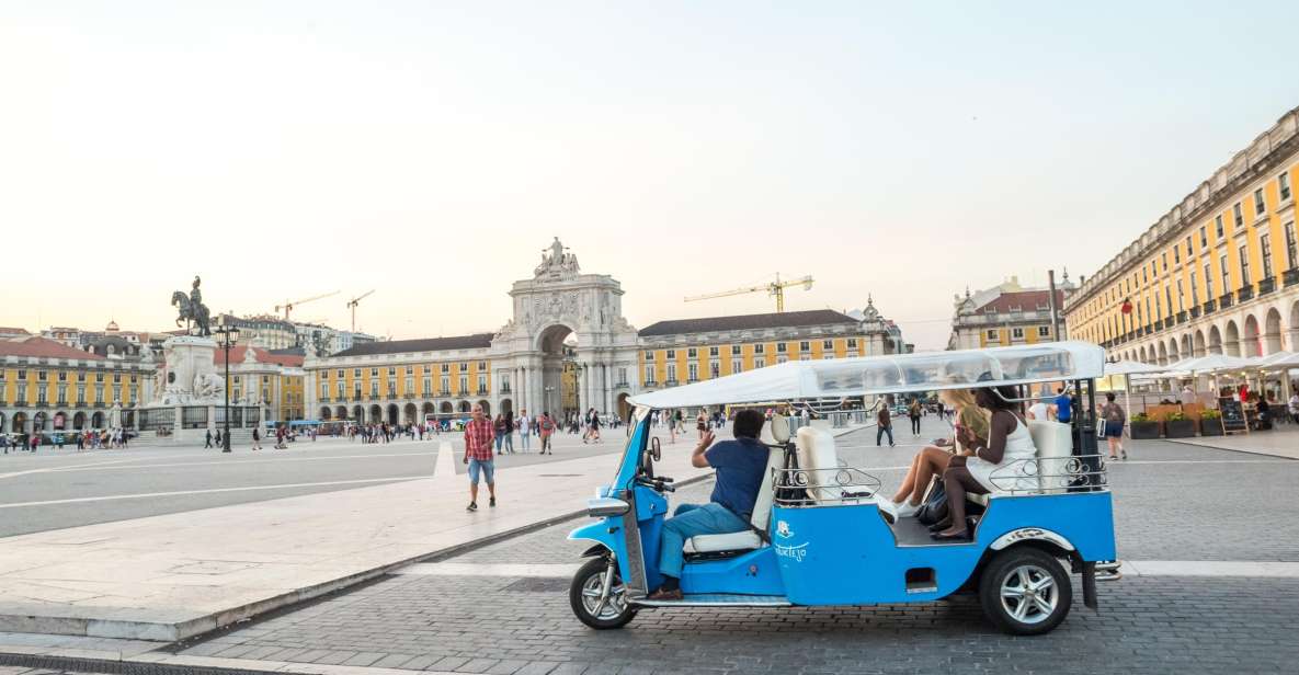 Lisbon by Tuk Tuk Guided Tour: City of Neighborhoods - Discovering Fado Bars and Restaurants