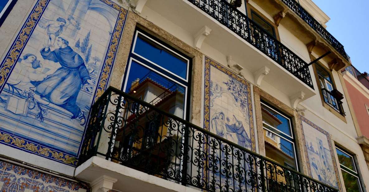 Lisbon Secrets of Alfama & Baixa a Self-Guided City Game - Neighborhoods and Attractions