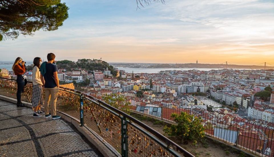 Lisbon Tuktuk Old-town Sightseeing Tour - Itinerary and Sights