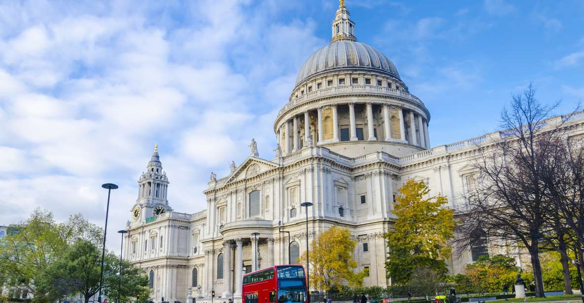 London: Churches and Cathedrals Private Walking Tour - St Margarets Church