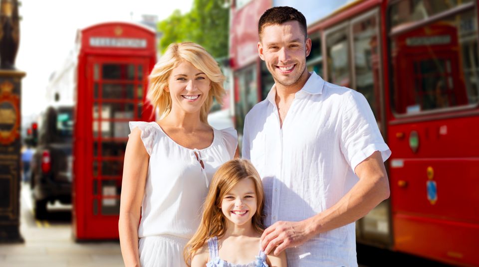 London Family-Friendly Walking Tour With Fun Activities - London City Exploration