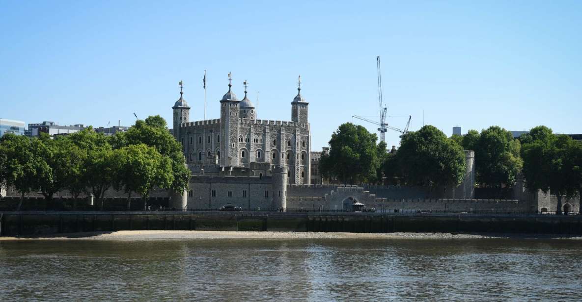 London: Westminster Walking Tour & The Tower of London Entry - Walking Tour