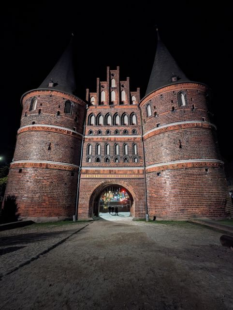 Lübeck: Between Horror and History - True Crime for Halloween - Murderer Giese and His Wife