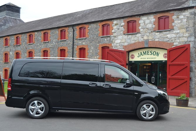 Luxury Luck of the Irish Tour - Fully Guided and Chauffeured 4 Days 3 Nights - Qualified Tour Guide