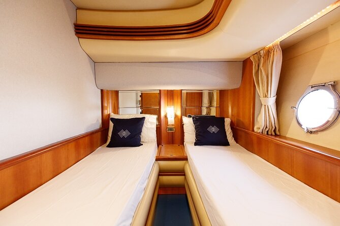 Luxury Yacht Private Rental From Dubai Marina - Included Amenities