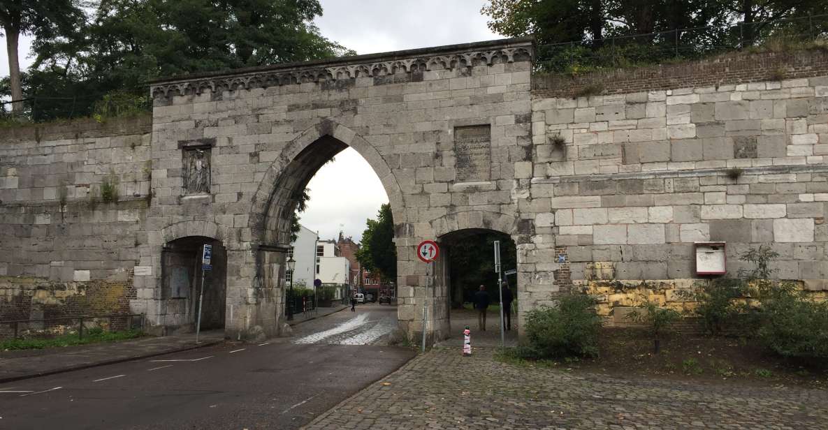 Maastricht Self-Guided Walking Tour & Scavenger Hunt - Route and Locations