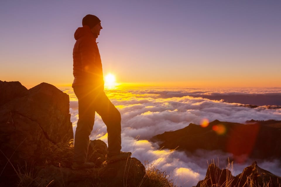 Madeira: Pico Do Arieiro Sunset Tour With Dinner and Drinks - Pico Do Arieiro Sunset