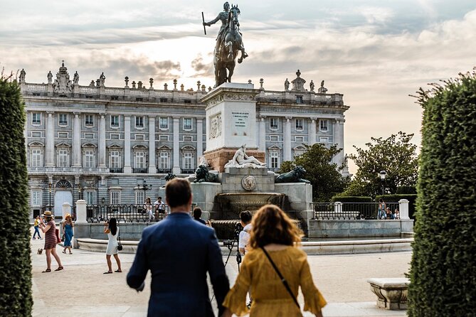 Madrid Highlights & Hidden Gems Private Tour With a Local - Meeting and Pickup