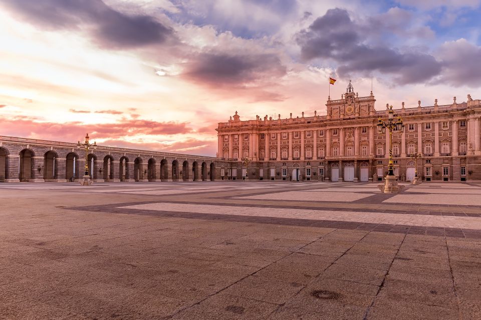 Madrid: Sunset Walking Tour With Optional Flamenco Show - Inclusions