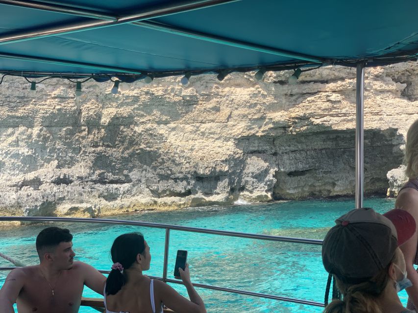 Malta: Comino, Blue Lagoon, and Caves Day Trip - Onboard Amenities