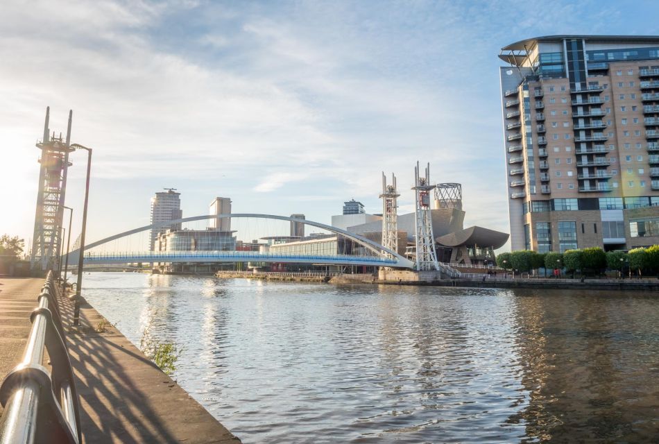 Manchester: Express Walk With a Local in 60 Minutes - Top Local Recommendations